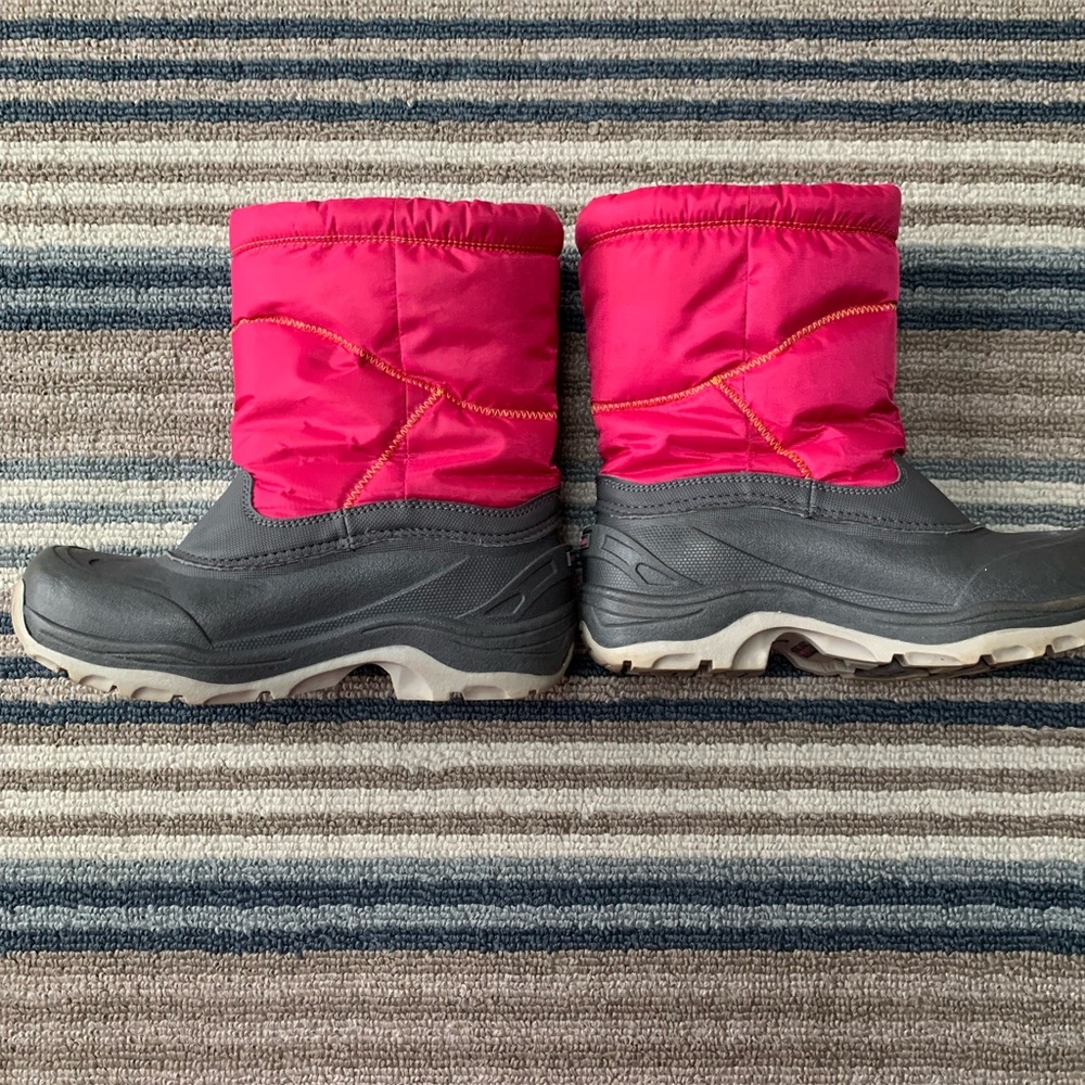 Excellent condition Lands End kids boot